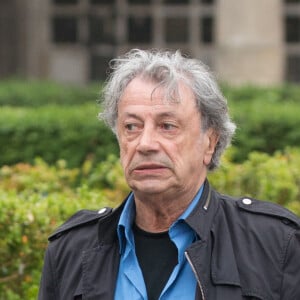 Hervé Vilard aux obsèques de Paulette Coquatrix à Père Lachaise le 05 juin 2018 à Paris, France. Photo by ABACAPRESS.COM