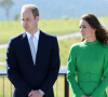 Il s'agit d'une suite luxueuse qui accueille uniquement certains VIP
Le prince William et Catherine Kate Middleton, la duchesse de Cambridge visitent l'Arboretum National où ils plantent un arbre et rencontrent les enfants de la communauté dans le cadre de leur visite officielle en Australie, le 24 avril 2014. Ils ont ensuite visité la National Portrait Gallery à Canberra 