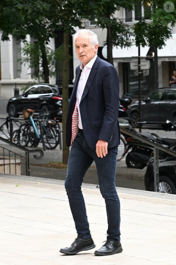 Christian Jeanpierre - Arrivées aux obsèques de Nonce Paolini en l'église Saint-Honoré-d'Eylau, 66 bis, avenue Raymond-Poincaré à Paris, France, le 23 juillet 2024.