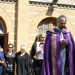 Catherine Falgayrac (femme du défunt), famille et proche - Sorties des obsèques de Nonce Paolini en l'église Saint-Honoré-d'Eylau, 66 bis, avenue Raymond-Poincaré à Paris, France, le 23 juillet 2024.