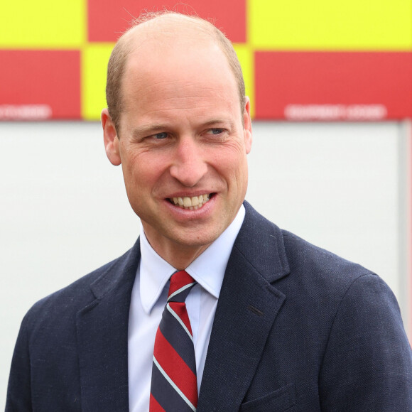 Le prince William de Galles, en tant que commodore de l'air, s'est rendu dans son ancienne base de la Royal Air Force à Holyhead sur l'île d'Anglesey, où il a passé trois ans en tant que pilote d'hélicoptère. Le 9 juillet 2024 © Chris Jackson / Bestimage 