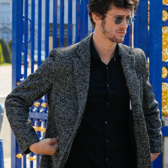 Jean-Baptiste Maunier - Sorties de l'hommage funèbre à Jacques Perrin aux Invalides à Paris, France, le 29 avril 2022. © Christophe Clovis/Bestimage