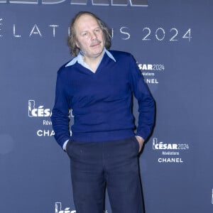 Enfin, Philippe Katerine sera également de la partie, mais ne chantera pas.
Philippe Katerine au photocall du dîner César Révélations 2024 à L'Élysée Montmartre à Paris le 15 janvier 2024