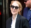 A en croire de récentes révélations de la part de nos confrères américains de "TMZ"
Céline Dion, accompagnée de son fils René-Charles Angélil, arrive à l'hôtel Royal Monceau à Paris avant l'ouverture des JO (Jeux Olympiques) Paris 2024 le 23 juillet 2024. La chanteuse devrait être présente à la cérémonie d'ouverture des Jeux olympiques Paris 2024, ce vendredi 26 juillet 2024.