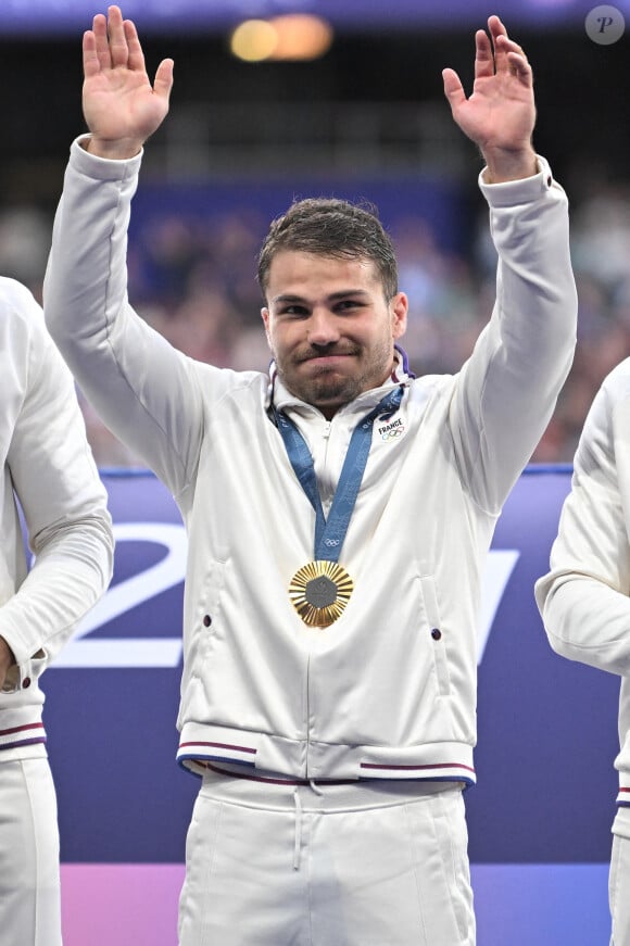 Antoine Dupont sacré champion olympique en rugby à 7 aux Jeux olympiques de Paris 2024 le 27 juillet 2024 au Stade de France. . Photo by Eliot Blondet/ABACAPRESS.COM