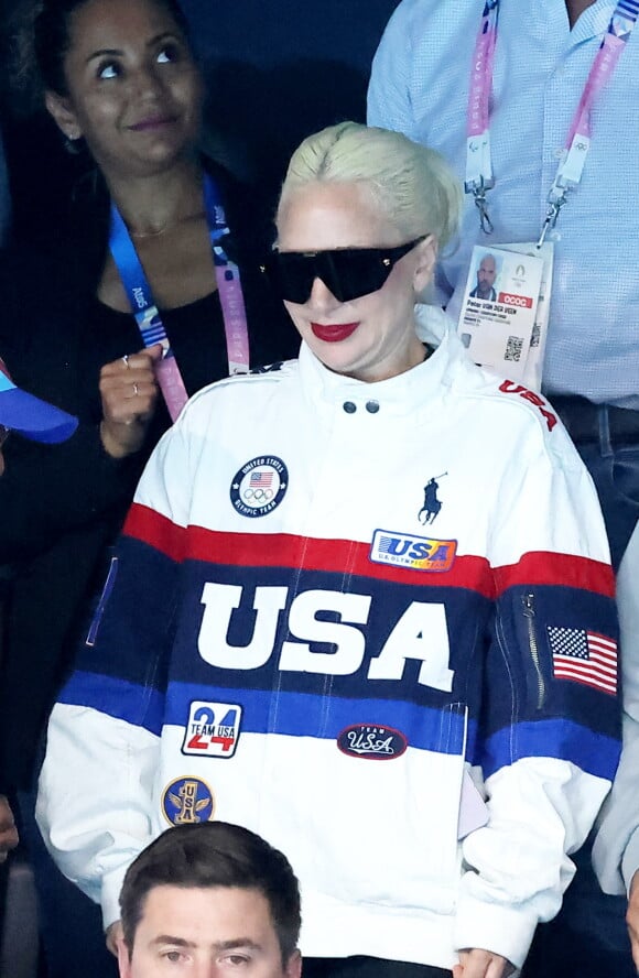 Lady Gaga et son fiancé Michael Polansky assistent à la victoire de Léon Marchand sur 400 m 4 nage lors des Jeux Olympiques de Paris 2024 (JO) à Paris La Defense Arena à Nanterre le 28 juillet 2024. © Dominique Jacovides-Pierre Perusseau/Bestimage 