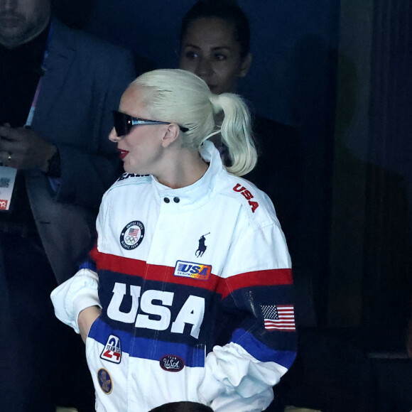 Gabriel Attal et Lady Gaga - Lady Gaga et son fiancé Michael Polansky assistent à la victoire de Léon Marchand sur 400 m 4 nage lors des Jeux Olympiques de Paris 2024 (JO) à Paris La Defense Arena à Nanterre le 28 juillet 2024. © Dominique Jacovides-Pierre Perusseau/Bestimage 