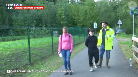 On en sait désormais encore davantage sur son profil.
Pour l'heure, le conducteur de cette camionnette volée n'a pas encore été entendu...
Tao le petit-ami de Lina avec la mère de cette dernière - BFMTV