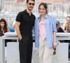 "Quand tu découvres que ta pote est en fait... ta cousine", a t-il écrit sur la Toile.
Pierre Niney, Anaïs Demoustier (enceinte) - Photocall du film "Le comte de Monte Cristo" (Hors Compétition) lors du 77ème Festival International du Film de Cannes (14 - 25 mai 2024), le 23 mai 2024. © Moreau / Jacovides / Bestimage 