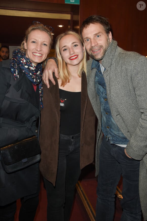 Alexandra Lamy, Chloé Jouannet et son père Thomas Jouannet - Représentation de la pièce "Les Monologues du Vagin" au théâtre le Comédia à Paris le 12 mars 2018. © Guirec Coadic/Bestimage