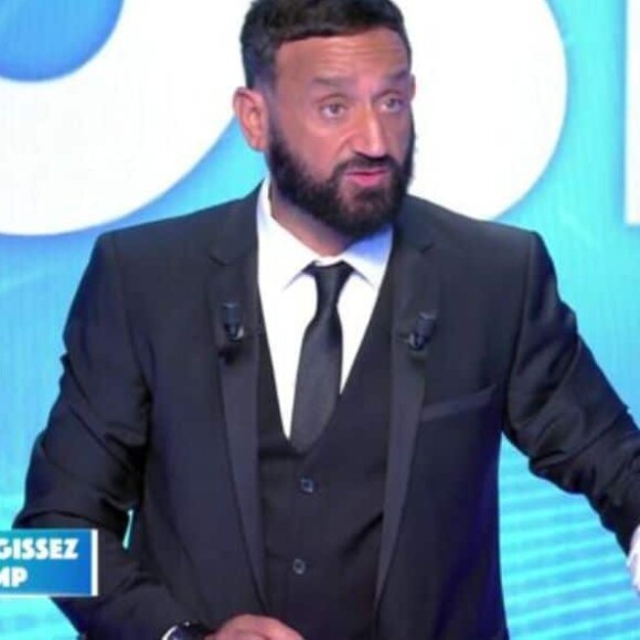 La chaîne, dont le vaisseau amiral est assuré par Cyril Hanouna, s'arrêtera à la fin du mois de février 2025
Cyril Hanouna sur le plateau de "Touche pas à mon poste"