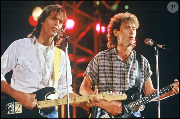 Pendant plusieurs décennies, Jean-Jacques Goldman et Michael Jones se sont illustrés sur scène ensemble, mais aussi en studio !
Archives - Jean-Jacques Goldman et Michael Jones en duo sur scène