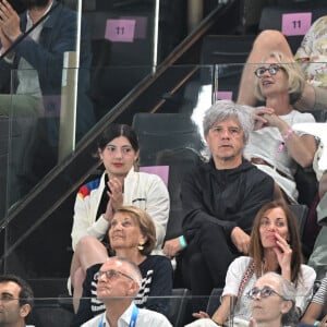 Qui sont assez rares !
Nicola Sirkis et sa fille Théa - Célébrités assistent aux épreuves de gymnastique lors des Jeux Olympiques de Paris2024 (JO) le 5 aout 2024. © Perusseau-Jacovides/Bestimage 