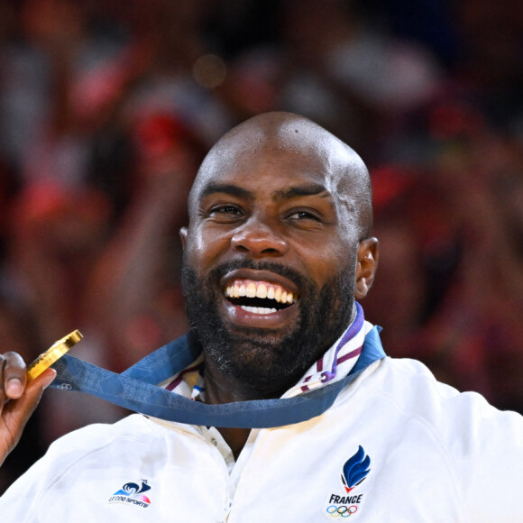 Teddy Riner d'or aux Jeux olympiques de Paris le 2 août 2024 © Federico Pestellini / DPPI / Panoramic / Bestimage