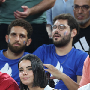 Florent Manaudou et sa compagne Lola Duménil - Les célébrités assistent à la victoire de l'équipe de France de basket face au Canada (82-73) lors des Jeux Olympiques de Paris2024, le 6 août 2024. © Jacovides-Perusseau / Bestimage