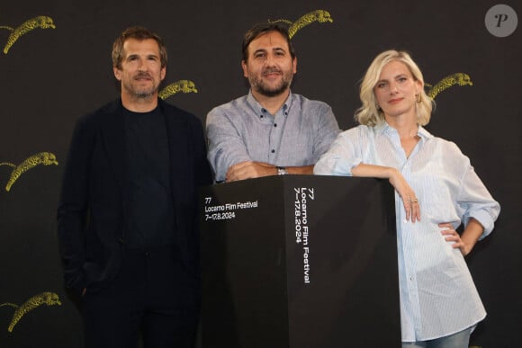 Accompagnés du réalisateur du film Gianluca Jodice
Gianluca Jodice, Mélanie Laurent et Guillaume Canet au photocall du film "Le Déluge" lors du 77ème festival international du film de Locarno en Suisse, le 7 août 2024. Photo by Dario Raimondi/Splash News/ABACAPRESS.COM