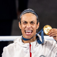 Imane Khelif médaille d'or de boxe aux JO 2024 : aucun des membres de sa famille présent pour sa victoire, mais...