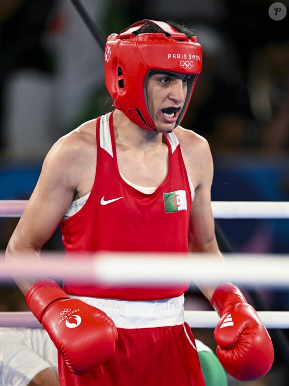 Ne pouvant pas se rendre à Paris, la famille de la championne olympique avait organisé de nombreuses festivités en Algérie
Imane Khelif devient championne olympique en -66 kg aux JO de Paris 2024, le 9 aout 2024. L'Algérienne Imane Khelif, dont la féminité a été remise en question, devient championne olympique en - 66 kg, en battant la Chinoise Y.Liu, en finale aux Jeux Olympiques de Paris2024 (JO), le 9 août 2024. © Jacovides-Perusseau / Bestimage