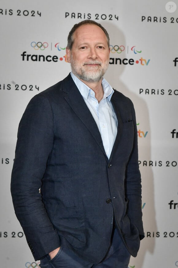 Le journaliste français Philippe Lafon pose pour un photocall avant la conférence de presse "Paris 2024" de France Télévisions à Paris le 11 juin 2024. Firas Abdullah/ABACAPRESS.COM