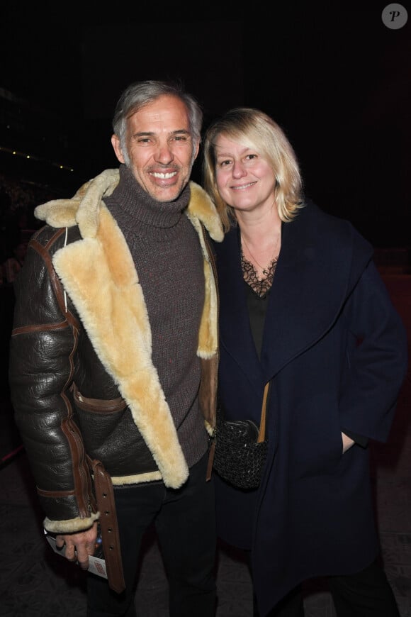 Paul Belmondo et sa femme Luana Belmondo - en backstage lors du deuxième jour du concert de Patrick Bruel lors de sa tournée "Ce soir on sort..." à Paris La Défense Arena le 7 décembre 2019. © Coadic Guirec/Bestimage 