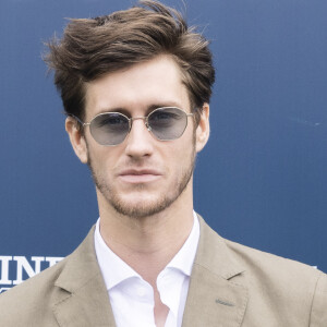 Une étape importante.
Jean-Baptiste Maunier - Photocall du Prix de Diane Longines 2022 à Chantilly le 19 juin 2022. © Jack Tribeca / Bestimage