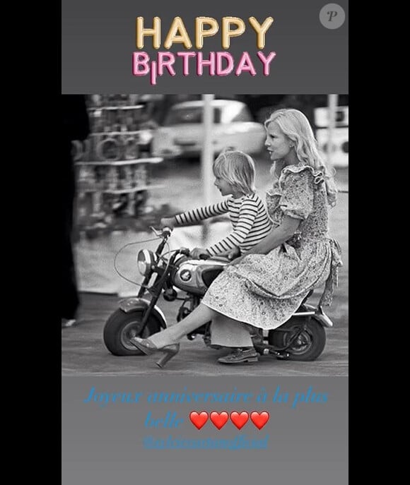 Les enfants de Sylvie Vartan lui ont souhaité un bon anniversaire avec des photos vintages. @ Instagram