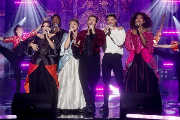 Exclusif - La troupe "Molière l'opéra urbain" - Enregistrement de l'émission "Ce soir on chante pour la protection des animaux", présentée par E.Gossuin et J.Anthony, et diffusée le 17 août sur W9 © Christophe Clovis / Bestimage