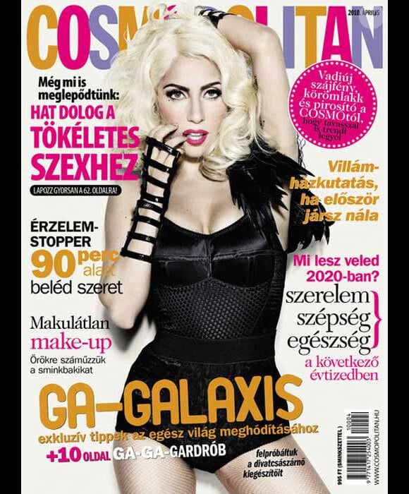 Lady Gaga en couverture de Comsopolitan Hongrie du mois d'avril