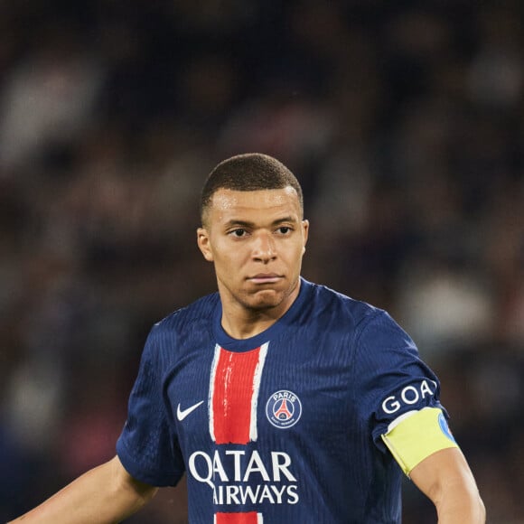 Il avait été recruté en 2017 en provenance de l'AS Monaco pour un montant record de 180 millions d'euros
Kylian Mbappé - Dernier match de Kylian Mbappé (25 ans) avec le PSG en Ligue 1 Uber Eats lors de la rencontre "PSG-Toulouse" (1-3) au Parc des Princes à Paris le 12 mai 2024. © Cyril Moreau/Bestimage 