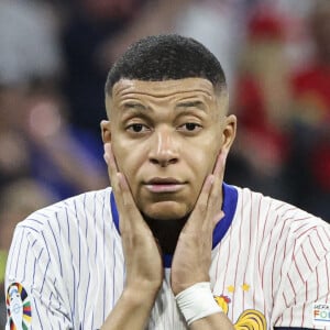 Cependant, l'International français est toujours en conflit avec son ancien club
Kylian Mbappé