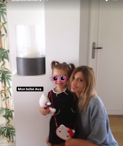 A petite fille
Alexandra Rosenfeld fête les 14 ans de sa fille Ava. Instagram