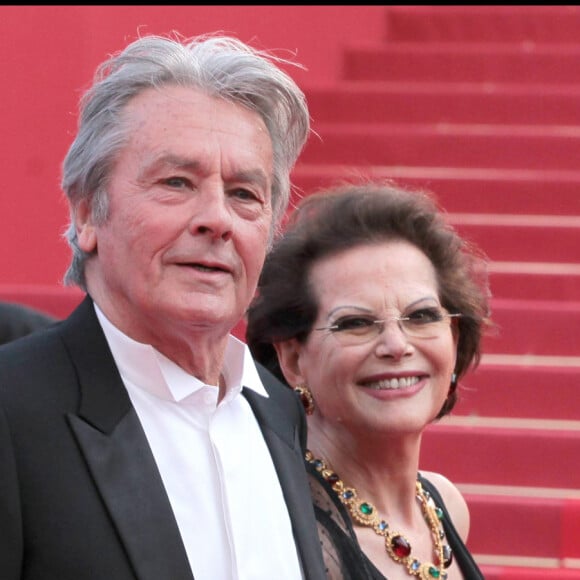 Elle ne sera donc pas à Douchy ce samedi 24 août 2024.
Claudia Cardinale et Alain Delon lors du festival international du film de Cannes. Le 14 mai 2010