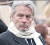 Ils étaient très proches mais elle ne sera pas à ses obsèques.
Alain Delon