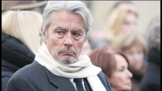 Elle ne se rendra pas à Douchy ! Cette actrice, proche d'Alain Delon, qui n'a pas la force d'assister à son dernier voyage