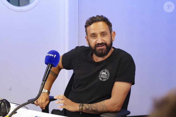 Exclusif - Cyril Hanouna, sur le plateau de l'émission " On Marche Sur La Tête " présentée pa C.Hanouna dans les studios d' Europe 1 à Paris, France, le 27 juin 2024. © Jack Tribeca / Bestimage