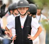 Mais dernièrement, cette grande passionnée d'équitation est progessivement sortie de l'ombre.
Giulia Sarkozy en reconnaissance sur le parcours - N.Sarkozy et sa femme C.Bruni viennent soutenir leur fille G.Sarkozy pendant l'épreuve Kids Cup L'Envol lors de la 10ème édition du "Longines Paris Eiffel Jumping" à la Plaine de Jeux de Bagatelle à Paris, France, le 21 juin 2024. © Perusseau-Veeren/Bestimage 