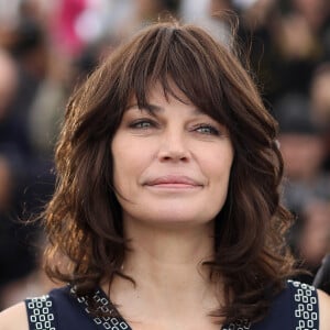 Marianne Dénicourt a connu un drame terrible dans sa jeunesse...
Marianne Denicourt au photocall du film Les plus belles années d'une vie lors du 72ème Festival International du film de Cannes. © Jacovides-Moreau / Bestimage