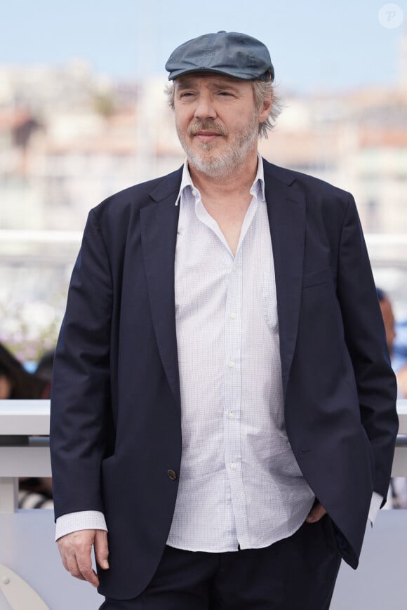 Arnaud Desplechin au photocall du film "Spectateurs!" lors du 77ème Festival International du Film de Cannes, au Palais des Festivals, à Cannes, France, le 22 mai 2024. © Jacovides-Moreau/Bestimage