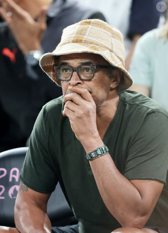 Yannick Noah - Les célébrités en tribunes pendant l'épreuve de basketball de Demi-Finale opposant la France à l'Allemagne lors des Jeux Olympiques de Paris 2024 (JO) à l'Arena Bercy, à Paris, France, le 8 août 2024. © Jacovides-Perusseau/Bestimage