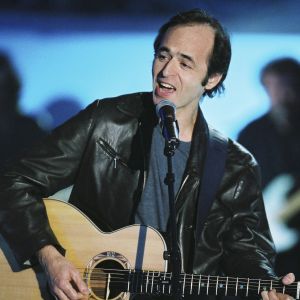  "J'étais en train de discuter avec Jean-Jacques Goldman, le plus grand artiste vivant de la chanson française !"
Jean-Jacques Goldman lors d'une emission spéciale Céline Dion sur TF1 le 12 novembre 2004.