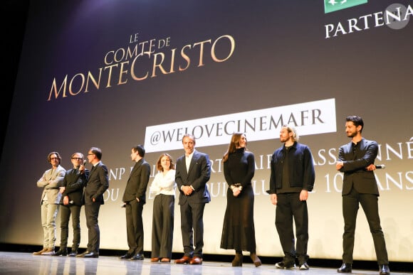 Une partie du film a été tournée sur la presqu'île de Giens, dans le Var
 
Exclusif - Matthieu Delaporte, Alexandre de La Patellière, Julien De Saint Jean, Patrick Mille, Anamaria Vartolomei, Pierre Niney lors de l'avant-première du film "Le Comte de Monte-Cristo" au Grand Rex à Paris le 20 juin 2024. © Coadic Guirec / Olivier Borde / Bestimage