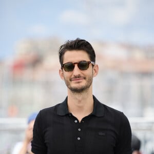 "Problème : l'accès est particulièrement escarpé, voire franchement dangereux", comme l'indique Var-Matin
 
Pierre Niney - Photocall du film "Le comte de Monte Cristo" (Hors Compétition) lors du 77ème Festival International du Film de Cannes (14 - 25 mai 2024), le 23 mai 2024. © Moreau / Jacovides / Bestimage