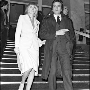 Archives - Alain Delon avec son ex-compagne Mireille Darc au Festival du film à Paris.