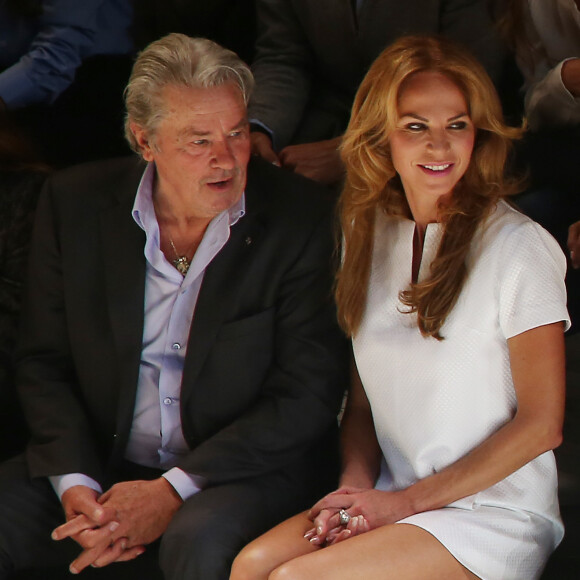Alain Delon et Rosalie Van Breemen - People au defile de mode Elie Saab - Collection pret-a-porter printemps-ete 2013 - paris le 03/10/2012 