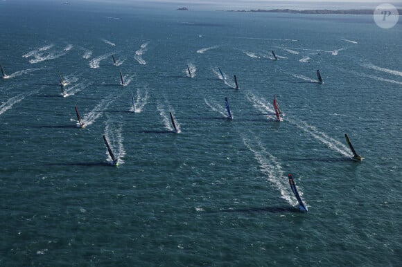 Le corps du navigateur a été retrouvé sans vie après un accident en mer
Départ de la Route du Rhum-Destination Guadeloupe 2022, course transatlantique en solitaire, Saint-Malo - Guadeloupe (6 562 kilomètres) à Saint-Malo, France, le 6 novembre 2022. © Pierre Bouras/Panoramic/Bestimage 