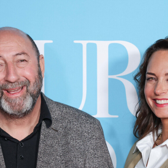 Kad Merad, Julia Vignali assistant à la première du film La Vie Pour De Vrai tenue au Pathe Wepler, à Paris, France le 18 avril 2023. Photo par David Boyer/ABACAPRESS.COM