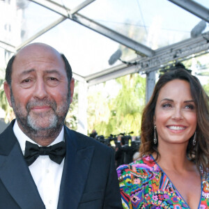 Kad Merad, Julia Vignali assistent à la première et à la cérémonie de clôture d'OSS 117 : Alerte Rouge En Afrique Noire lors de la première et de la cérémonie de clôture du 74ème Festival International du Film de Cannes à Cannes, France, le 17 juillet 2021. Photo par Aurore Marechal/ABACAPRESS.COM