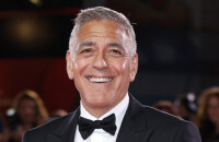 George Clooney le sauveur ! Chuet sur le tapis rouge de la Mostra de Venise, il intervient avec sa femme Amal