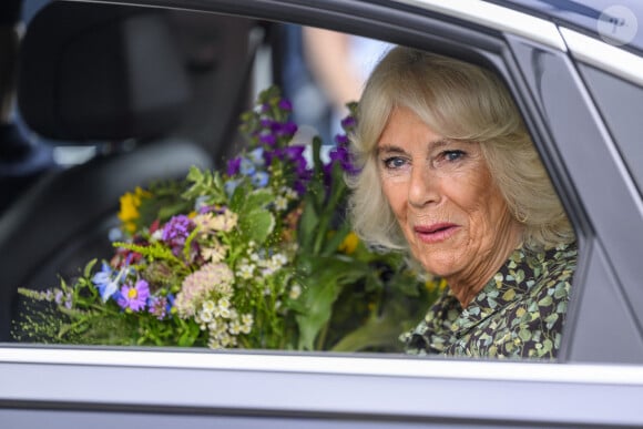 C'est la reine consort qui s'est chargée de l'inaugurer et qui a fait sensation dans une jolie robe verte. 
Camilla Parker Bowles, reine consort d'Angleterre, inaugure officiellement le nouveau centre de cancérologie Dyson au Royal United Hospitals de Bath, Royaume Uni, le 3 septembre 2024. © Cover Images via ZUMA Press/Bestimage