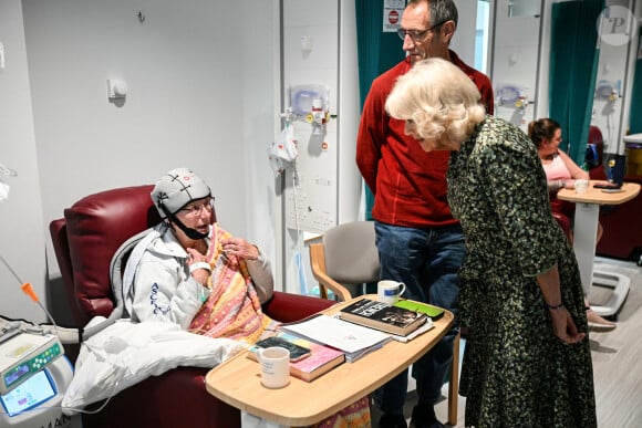 Camilla Parker Bowles, reine consort d'Angleterre inaugure le centre de cancerologie Dyson à Bath, Somerset au Royaume-Uni le 3 septembre 2024. 